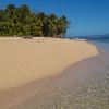 Fiji, Lomaivitis, Caqalai island, beach, water edge