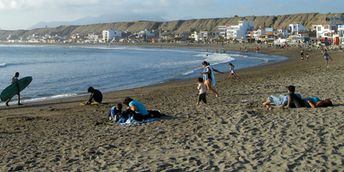 Peru, Huanchaco beach, bay