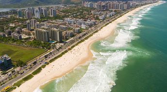 Brazil, Rio de Janeiro, Barra da Tijuca beach