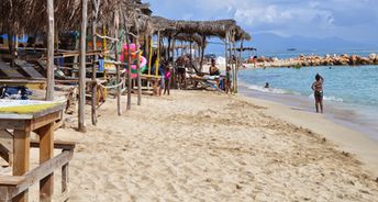 Jamaica, Hellshire beach