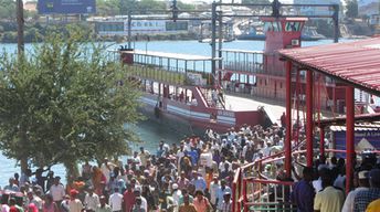 Kenya, Mombasa, Likoni ferry