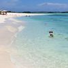 Los Roques, Cayo Crasqui beach, clear water