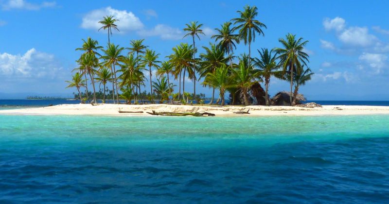 panama-san-blas-cayos-limones-isla-pelicano.jpg