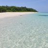 Alifu Dhaalu, Omadhoo beach, clear water