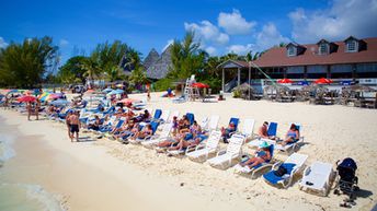 Bahamas, Grand Bahama, Taino beach