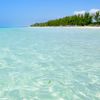 Grand Bahama, Gold Rock beach, shallow water