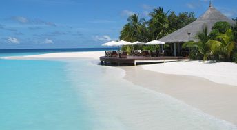 Maldives, Ari atoll, Angaga beach