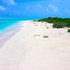 Maldives, Fenfushi beach, white sand