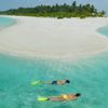 Maldives, Holiday Island Resort Dhiffushi, beach