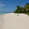 Maldives, Vaavu, Felidhoo isl, beach