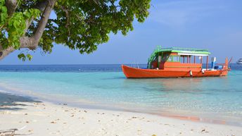 Maldives, Vaavu, Keyodhoo beach