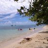 Moorea, Taahiamanu beach, water edge