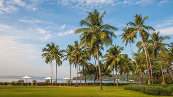 Пляж Бамболим, отель Grand Hyatt Goa