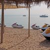 о. Файлака, пляж Ванаса, водные мотоциклы