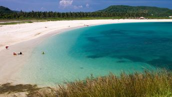 Indonesia, Lombok, Tanjung Aan beach, azure water