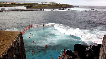 Terceira, Negrito beach, pool