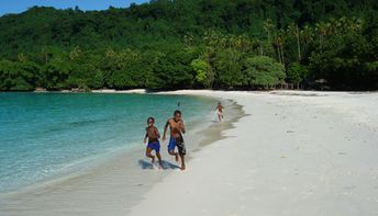Вануату, Эспириту-Санто, Пляж Шампейн-бич