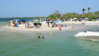 Venezuela, Cayo Paicla beach, sandspit