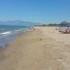 Italy, Baia Azzurra-Levagnole beach, water edge