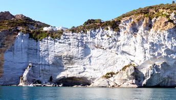 Italy, Ponza, Cala Inferno beach