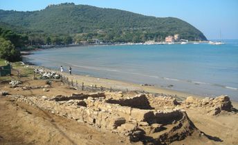 Italy, Tuscany, Baratti beach, Etruscan ruins