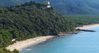 Italy, Tuscany, Cala Civette beach