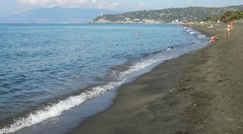 Italy, Tuscany, Capalbio beach, dark sand