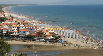 Italy, Tuscany, Castiglione della Pescaia beach