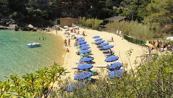 Italy, Tuscany, Giglio, Caldane beach