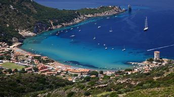 Italy, Tuscany, Giglio, Giglio Campese beach