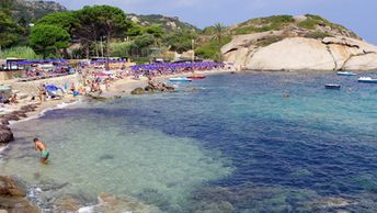 Italy, Tuscany, Giglio isl, Arenella beach