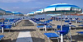 Italy, Tuscany, Marina di Carrara beach