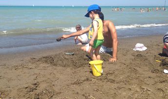 Italy, Tuscany, Marina di Castagneto Carducci beach