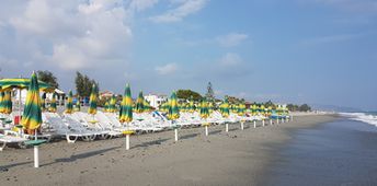 Италия, Калабрия, Пляж Марина-ди-Сан-Лоренцо