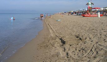 Italy, Campania, Paestum beach