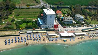 Italy, Campania, Spineta beach