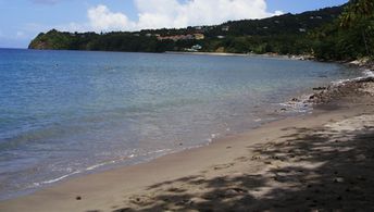 Доминика, Пляж Дуглас-Бэй
