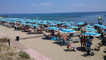 Italy, Apulia, Castellaneta Marina beach