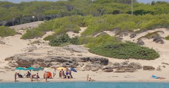 Italy, Apulia, Maruggio, Campomarino beach