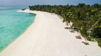 Lhaviyani, Cocoon Maldives island, beach