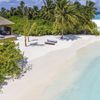 Maldives, Lhaviyani, Hurawalhi island, beach