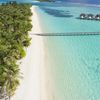 Maldives, Lhaviyani, Kanuhura island, beach