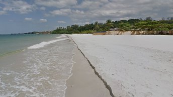 Cambodia, Sihanoukville, Hawaii Beach