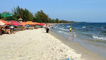 Cambodia, Sihanoukville, Ochheuteal beach