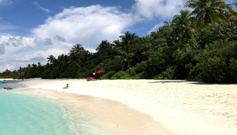 Мальдивы, Даалу, Остров Нияма, пляж