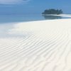 Maldives, Thaa, Gaadhiffushi island, sand banks