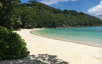 Seychelles, Mahe, Port Launay beach (left)