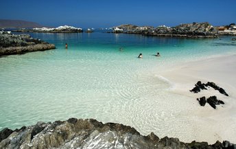 Chile, Copiapo, Caldera, Bahia Inglesa beach, 