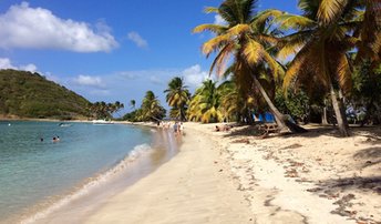Grenadines, Mayreau, Carnash Bay beach