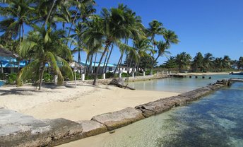 Grenadines, Union Island, Anchorage Yacht Club beach